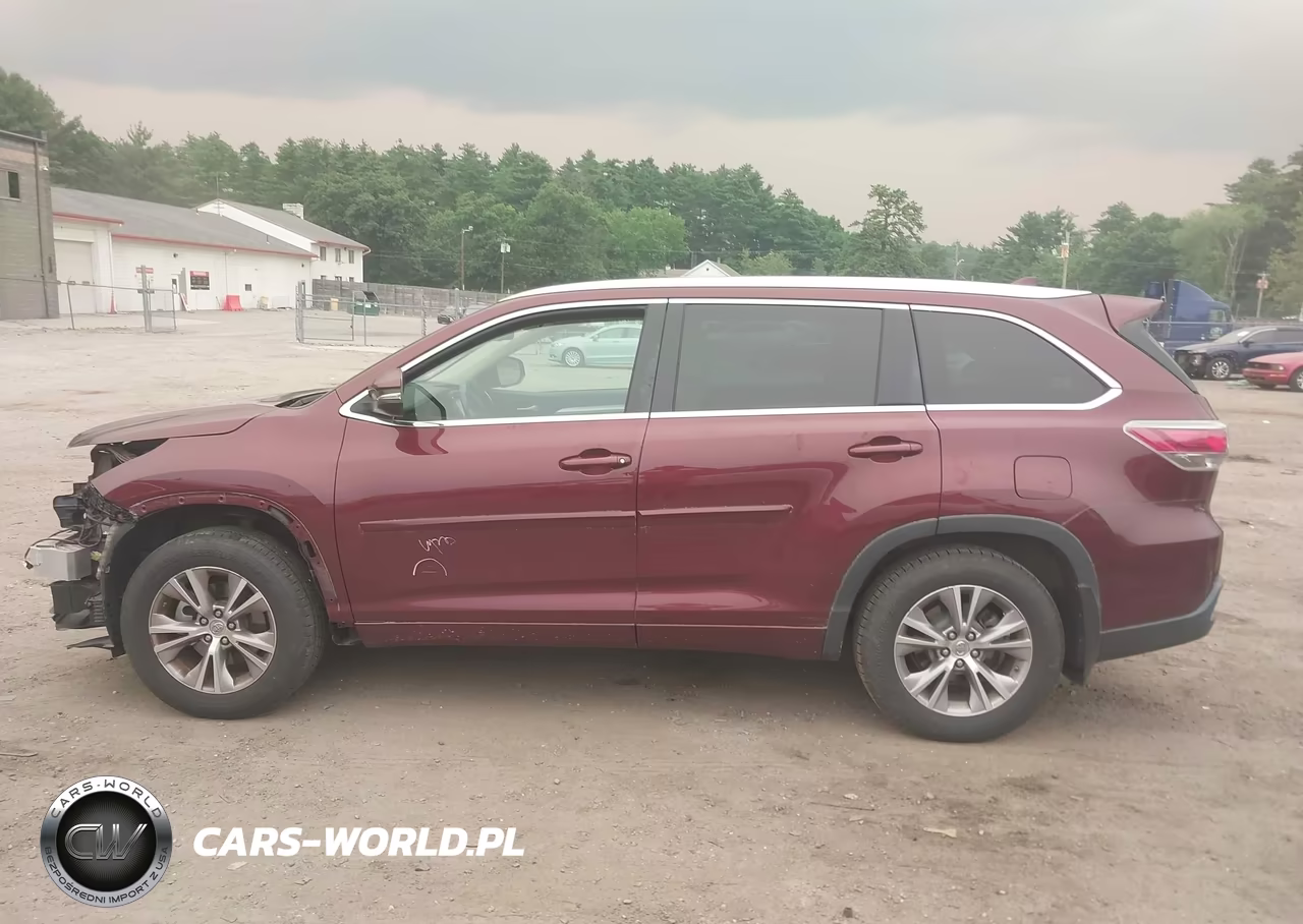 2015 Toyota Highlander Xle V6 VIN:5TDJKRFH5FS098609 - 15