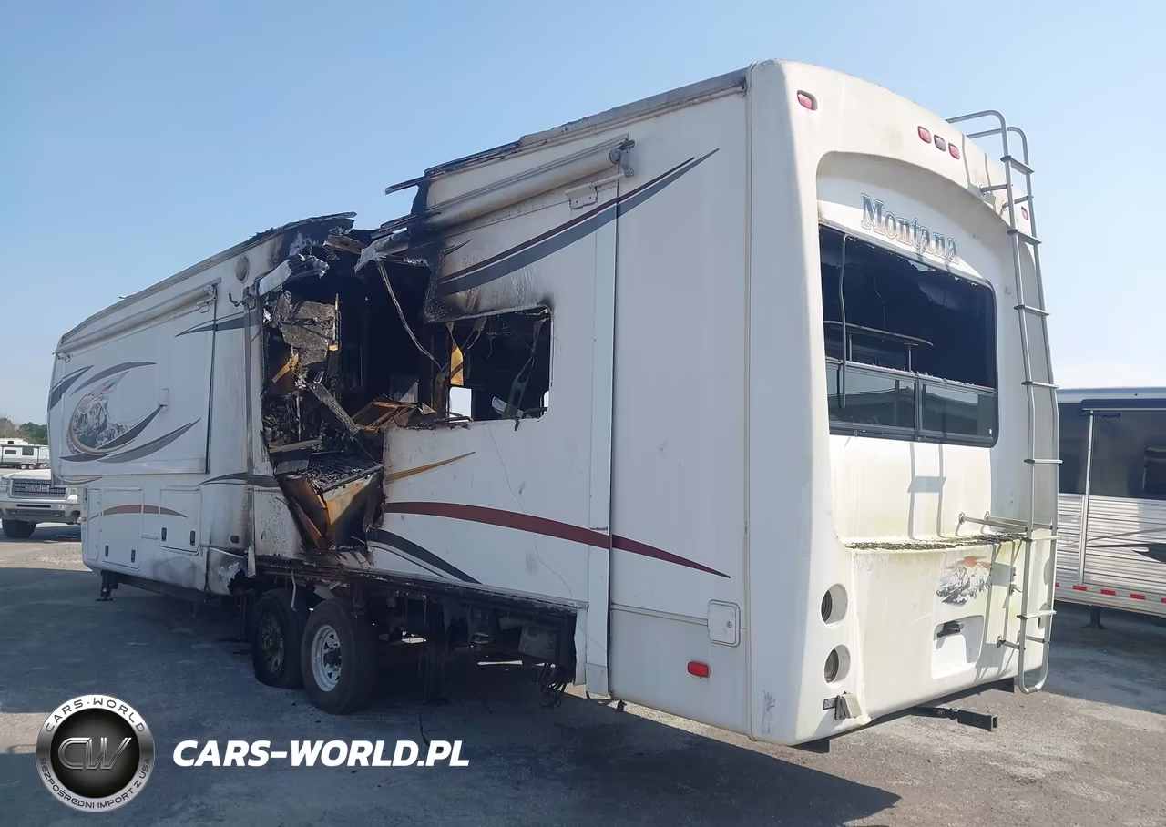 2012 Keystone Rv Other VIN:4YDF38026C4702318 - 3