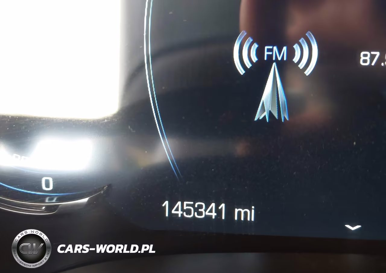 2019 Cadillac Escalade Luxury VIN:1GYS4BKJ6KR405027 - 15