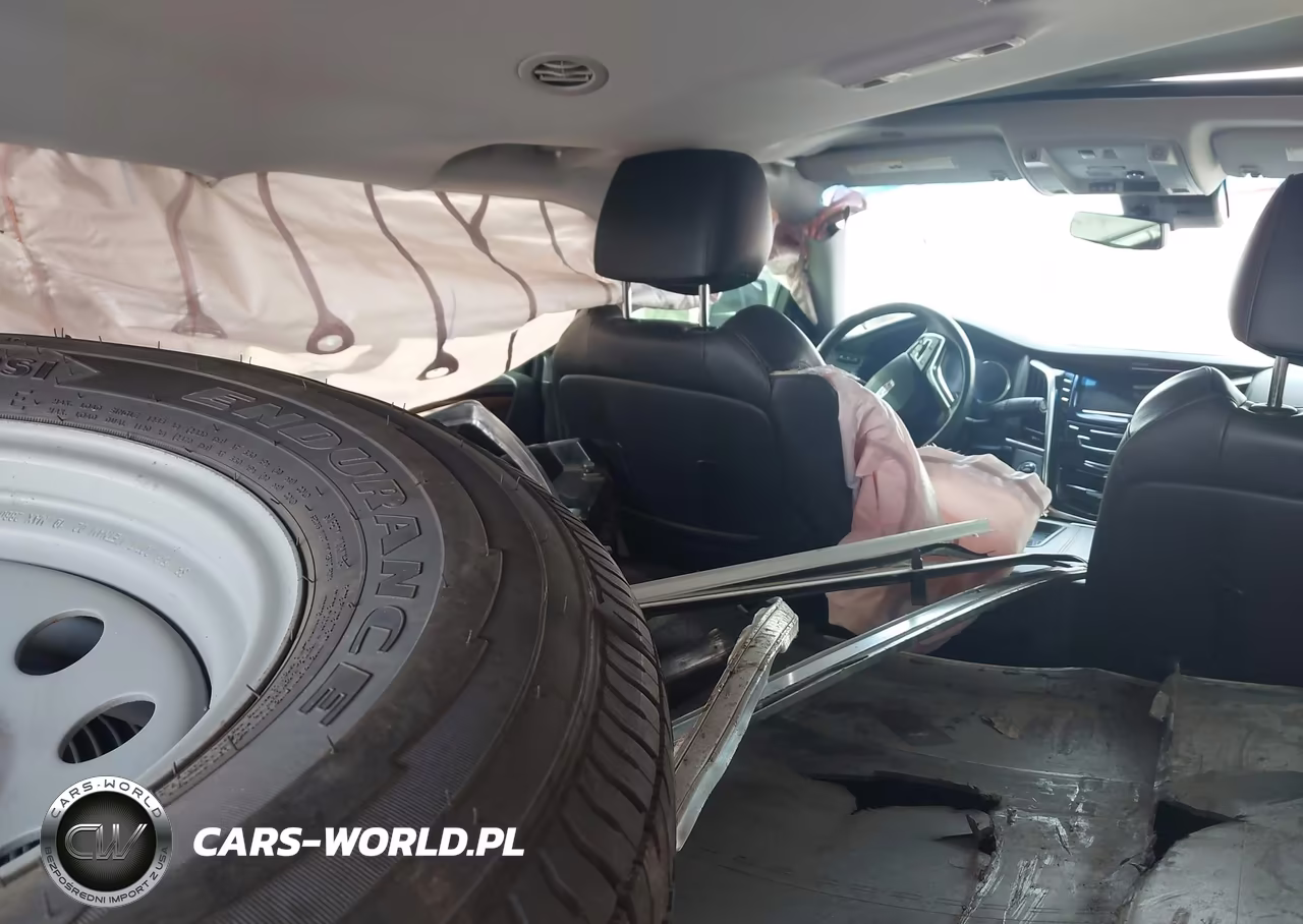 2019 Cadillac Escalade Luxury VIN:1GYS4BKJ6KR405027 - 8