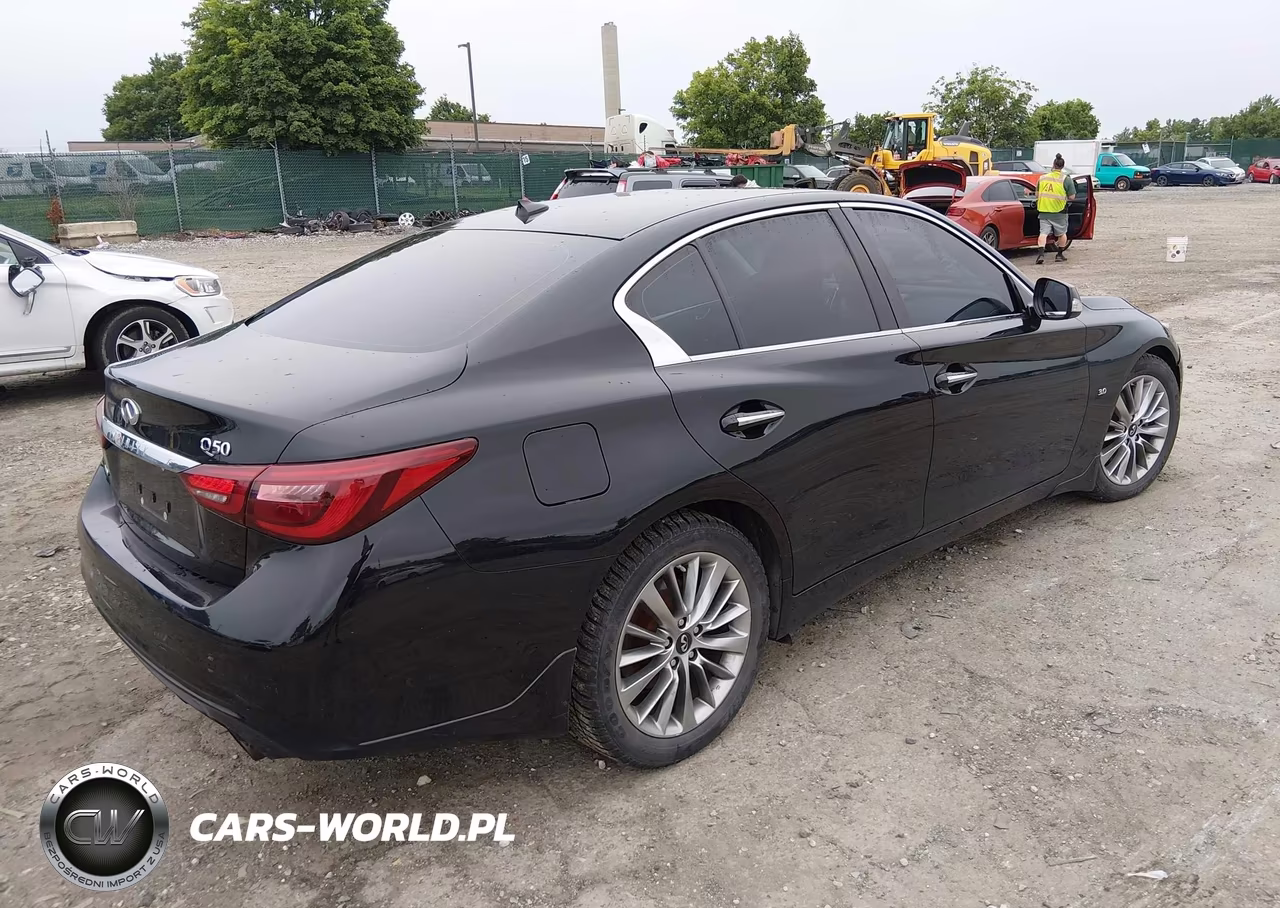 2019 Infiniti Q50 3.0T Luxe VIN:JN1EV7AR6KM551819 - 4