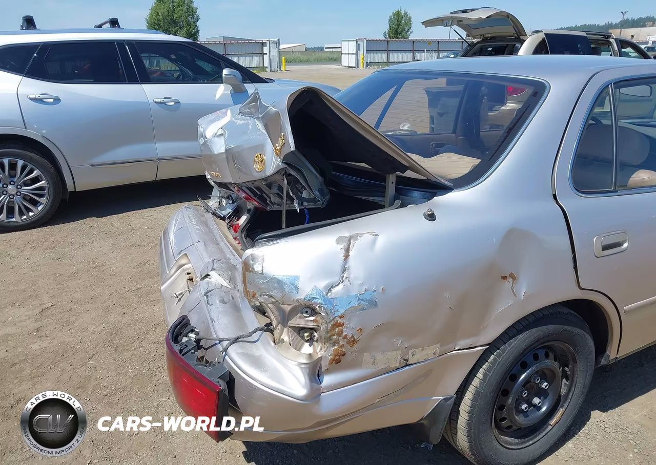 1995 Toyota Camry Xle VIN:JT2GK13E9S0075880 - 18