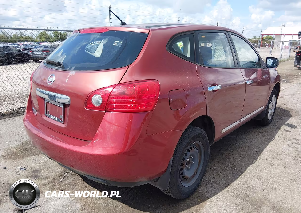 2014 Nissan Rogue Select S VIN:JN8AS5MT2EW610801 - 4