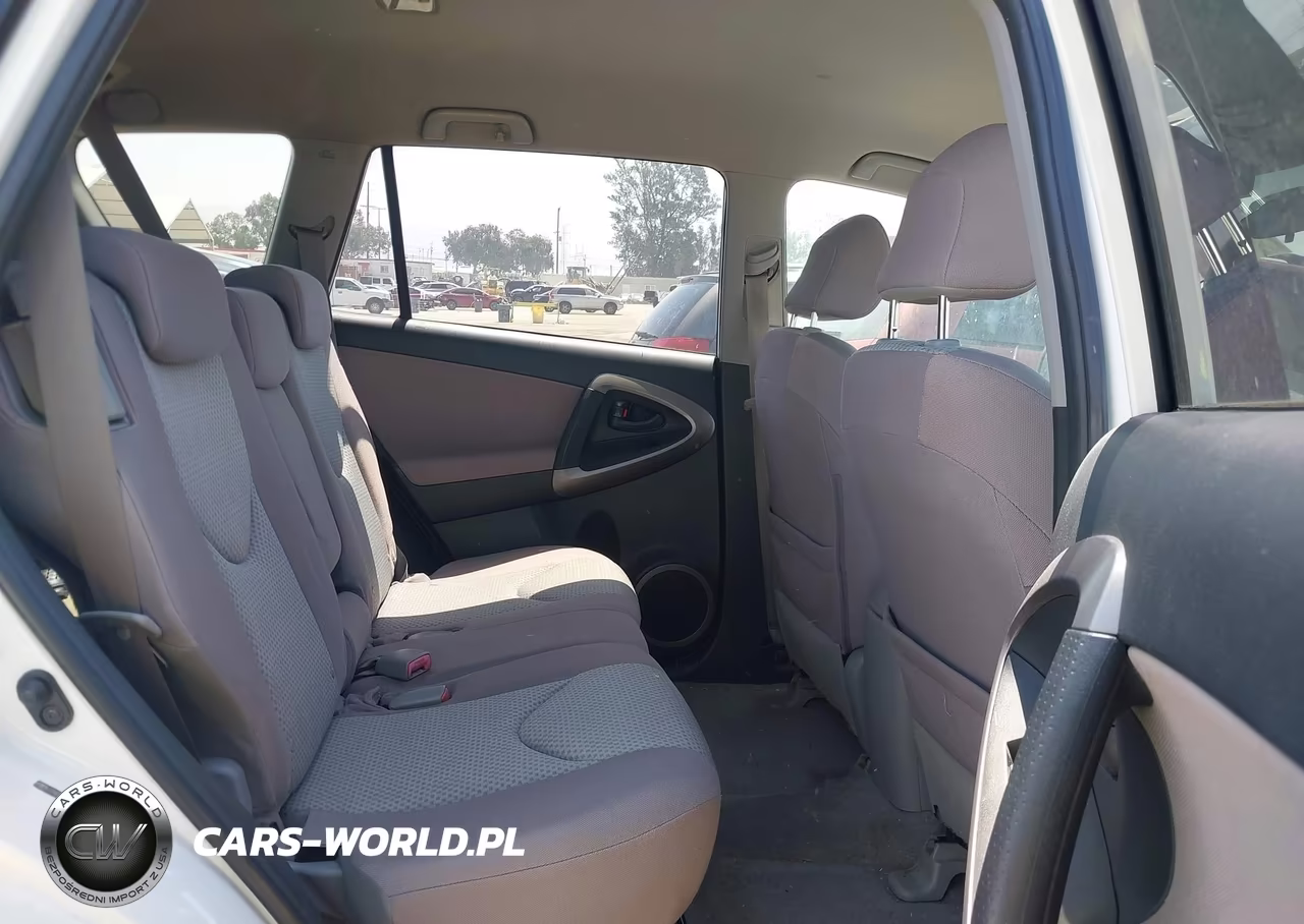 2007 Toyota Rav4 VIN:JTMZD35V875033956 - 8