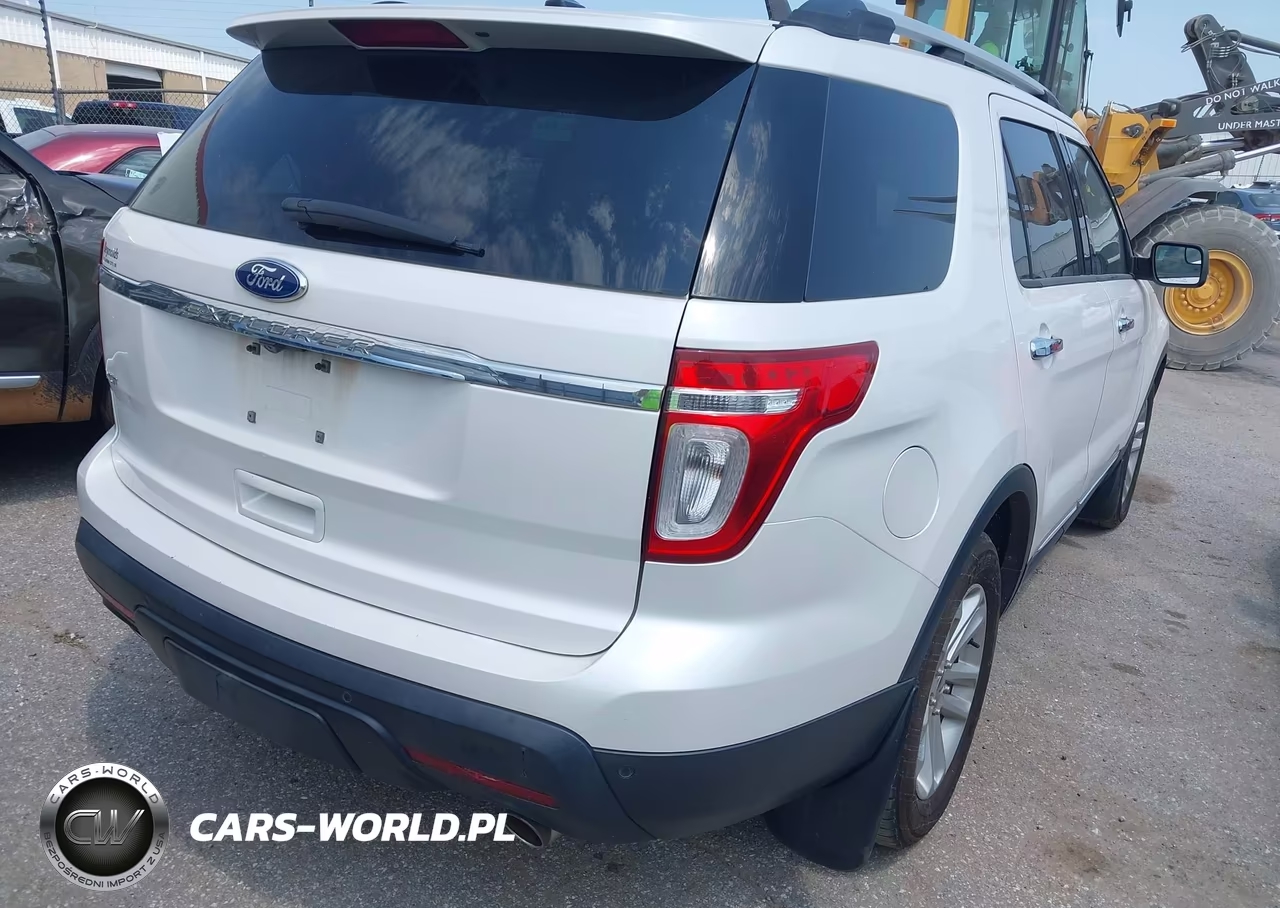 2011 Ford Explorer Xlt VIN:1FMHK7D82BGA24716 - 4
