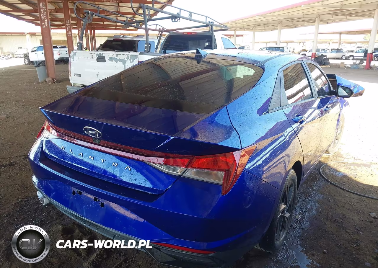 2021 Hyundai Elantra Sel VIN:KMHLM4AG1MU178045 - 4