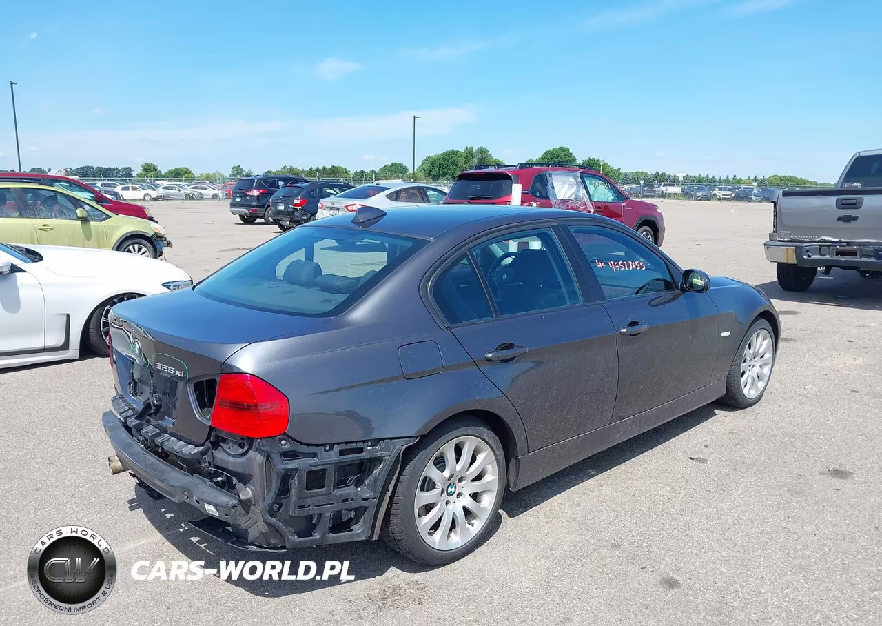 2007 BMW 328Xi VIN:WBAVC935X7KX54527 - 4