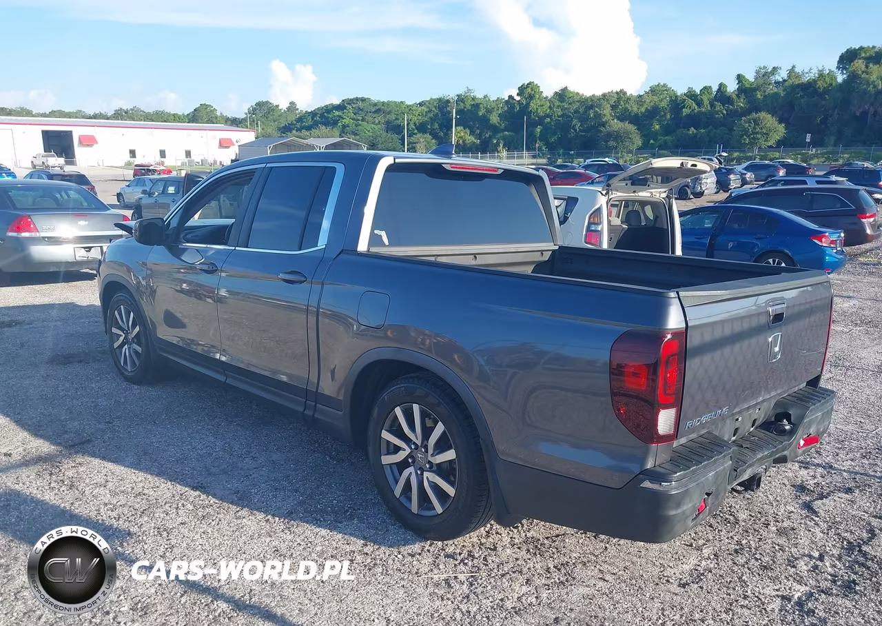 2017 Honda Ridgeline Rts VIN:5FPYK2F48HB010136 - 3