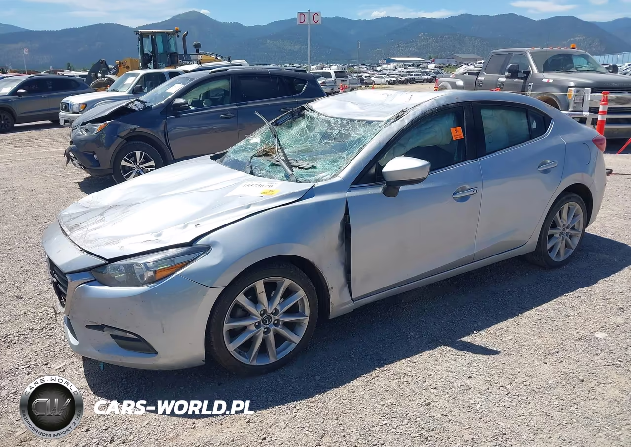 2017 Mazda Mazda3 Touring VIN:3MZBN1V77HM136962 - 2