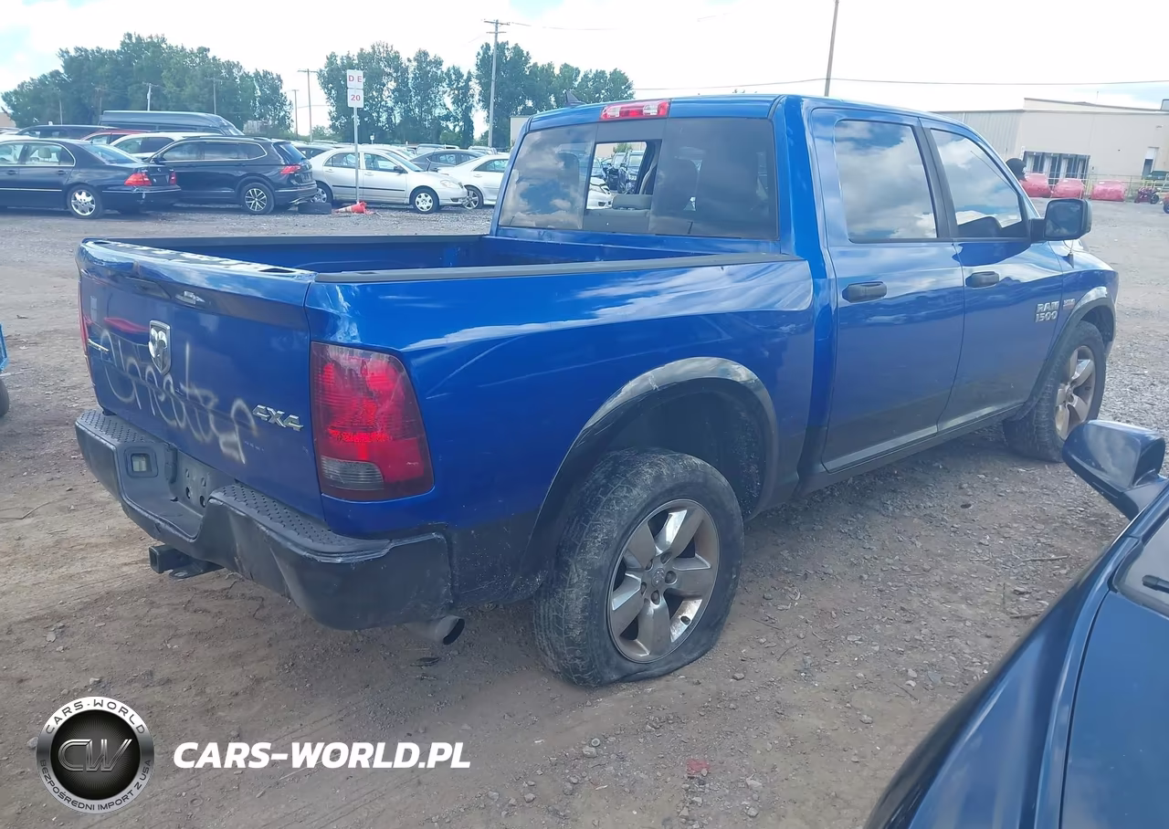 2015 Ram 1500 Outdoorsman VIN:1C6RR7LT5FS628376 - 4