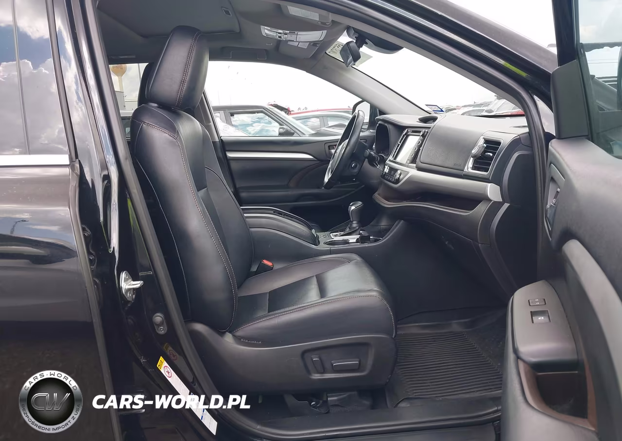 2019 Toyota Highlander Xle VIN:5TDJZRFH6KS577241 - 5