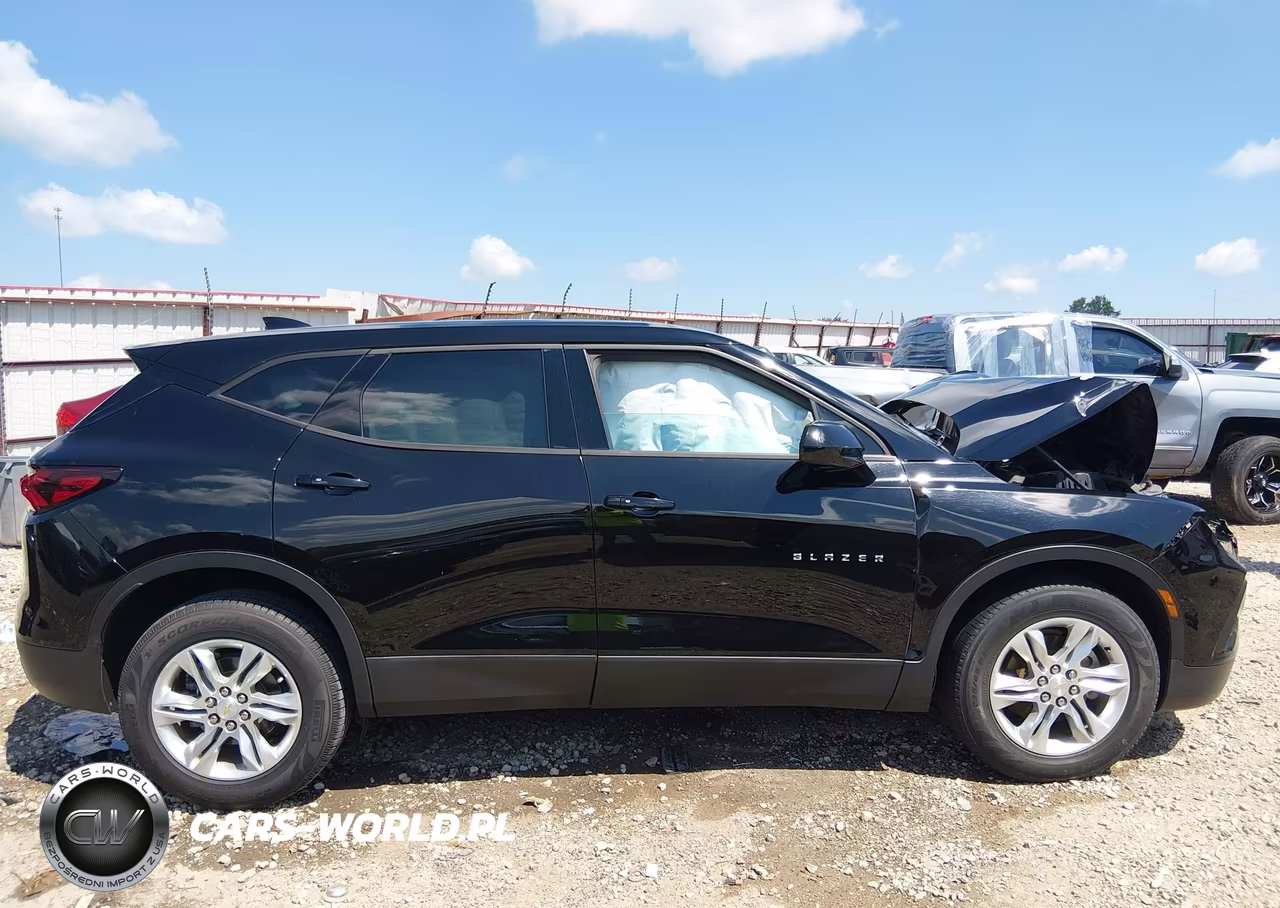 2019 Chevrolet Blazer VIN:3GNKBBRA5KS681561 - 13