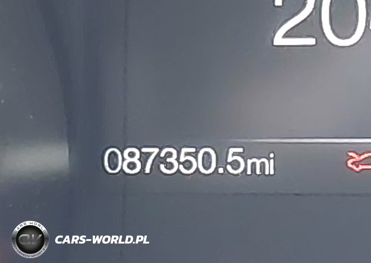 2022 Ford Mustang Ecoboost Premium VIN:1FATP8UH5N5102076 - 15