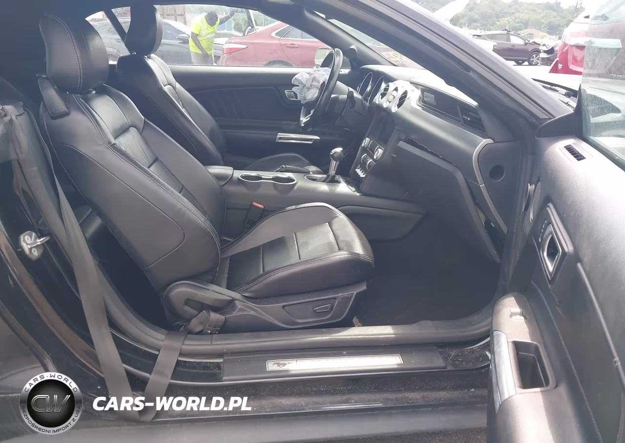 2022 Ford Mustang Ecoboost Premium VIN:1FATP8UH5N5102076 - 5