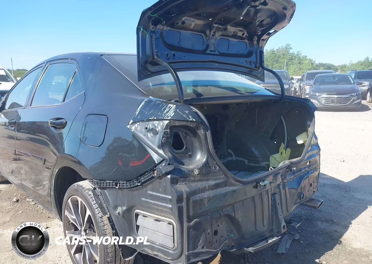 2018 Toyota Corolla Xse VIN:2T1BURHE6JC050278 - 6