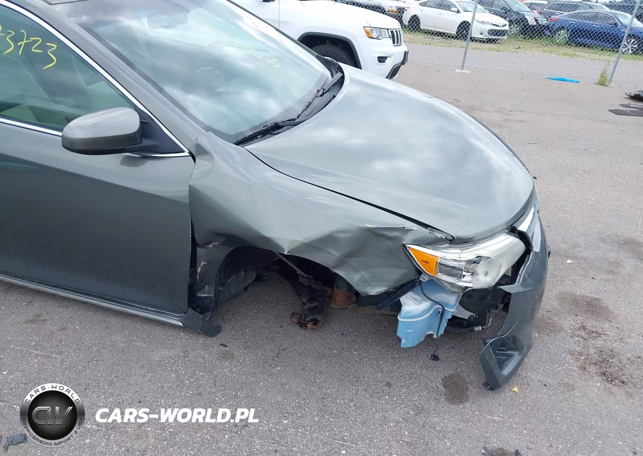2012 Toyota Camry Xle VIN:4T4BF1FK6CR204452 - 6
