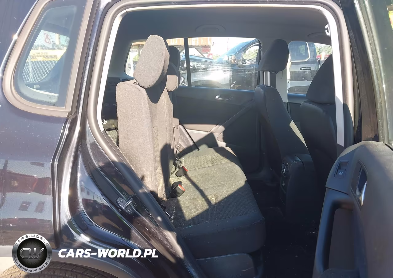 2014 Volkswagen Tiguan S VIN:WVGBV3AX3EW506218 - 8