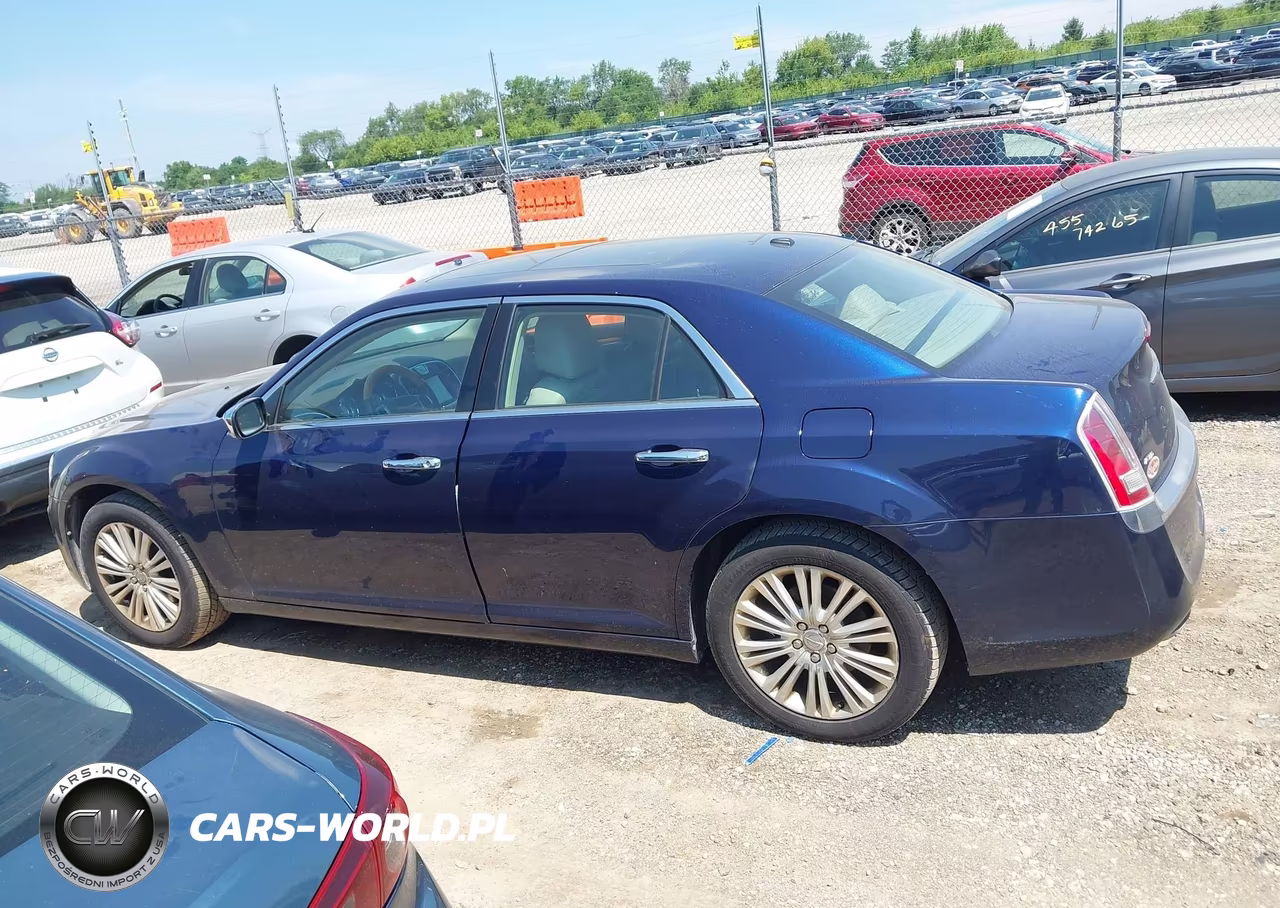 2013 Chrysler 300C Awd VIN:2C3CCAKG1DH736178 - 14