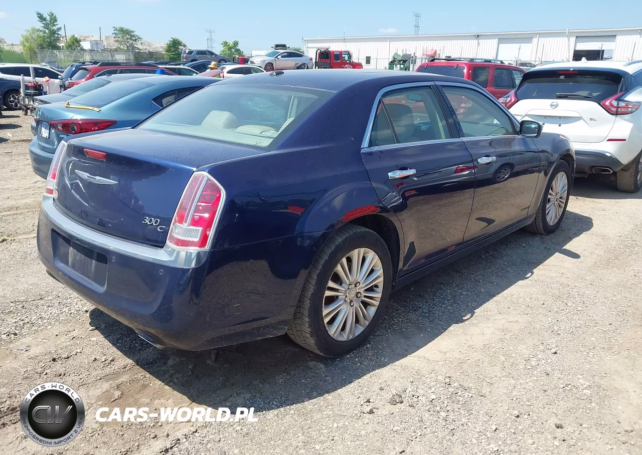 2013 Chrysler 300C Awd VIN:2C3CCAKG1DH736178 - 4