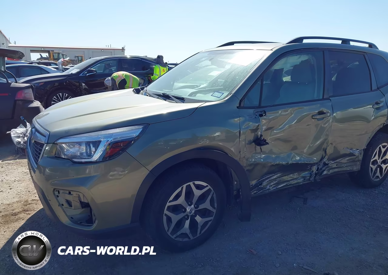 2020 Subaru Forester Premium VIN:JF2SKAJC5LH402802 - 6