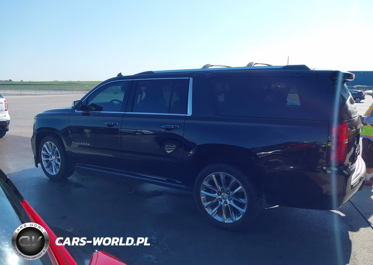 2019 Chevrolet Suburban Premier VIN:1GNSKJKJ6KR242926 - 14