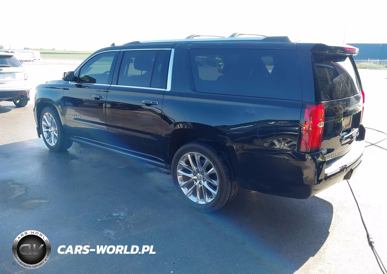 2019 Chevrolet Suburban Premier VIN:1GNSKJKJ6KR242926 - 3