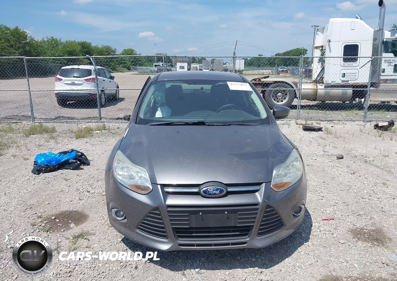 2012 Ford Focus Se VIN:1FAHP3F23CL446256 - 12