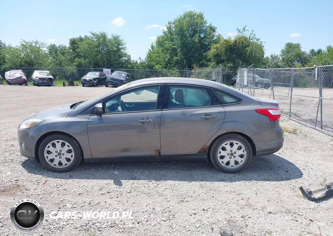 2012 Ford Focus Se VIN:1FAHP3F23CL446256 - 14