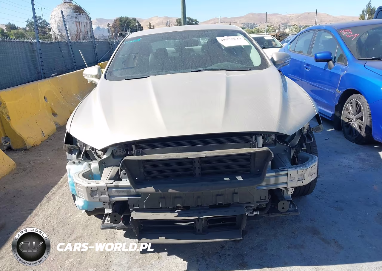 2018 Ford Fusion Hybrid Titanium VIN:3FA6P0RU9JR177617 - 13