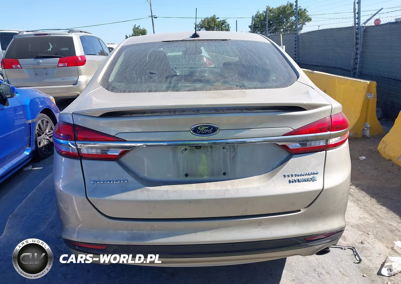 2018 Ford Fusion Hybrid Titanium VIN:3FA6P0RU9JR177617 - 17