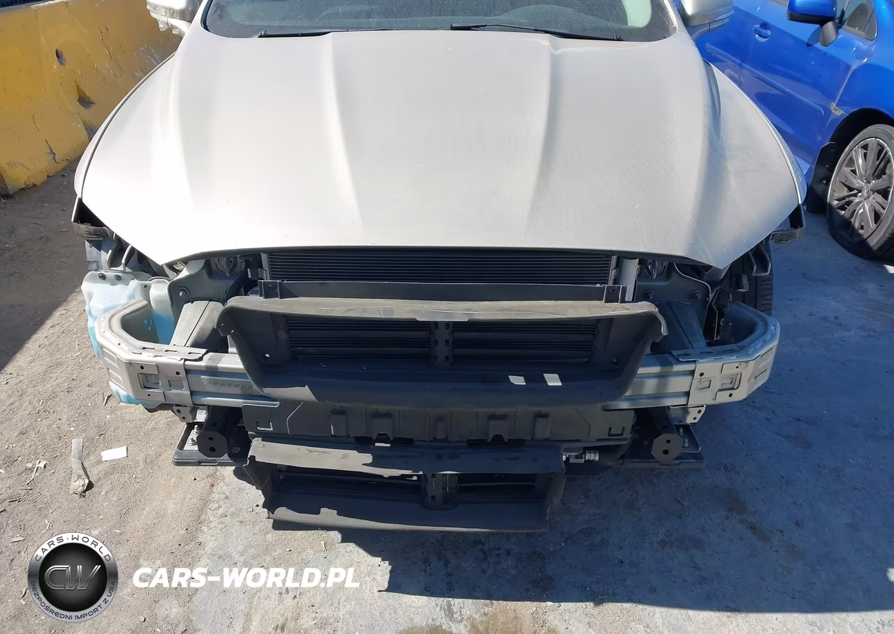 2018 Ford Fusion Hybrid Titanium VIN:3FA6P0RU9JR177617 - 6