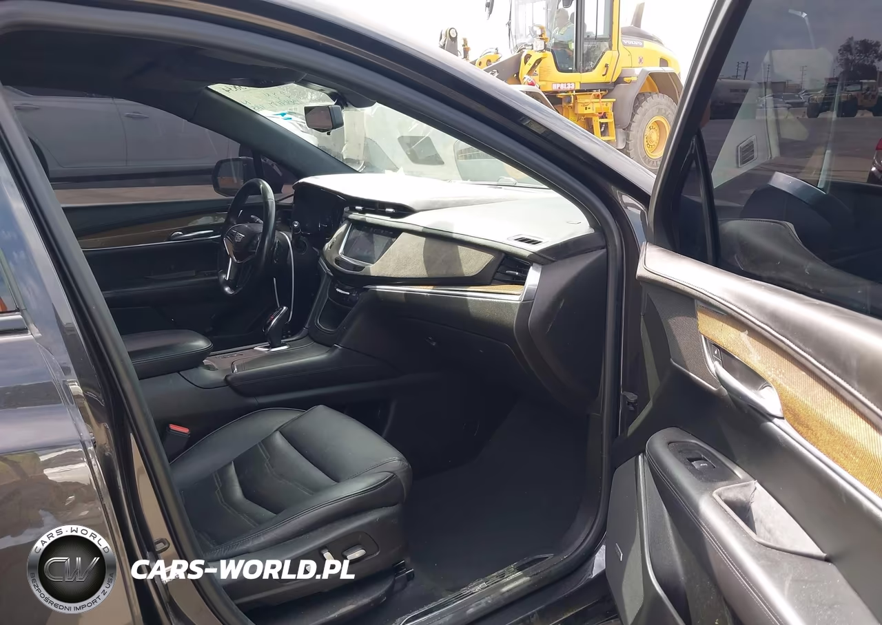 2018 Cadillac Xt5 Platinum VIN:1GYKNGRS4JZ206744 - 5