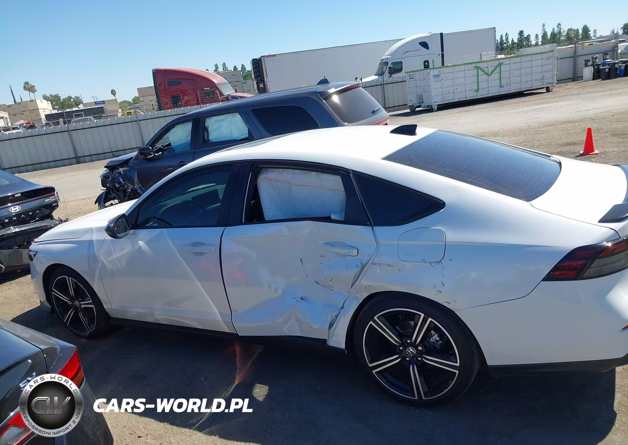 2026 Honda Accord Hybrid Sport VIN:1HGCY2F55TA007885 - 14