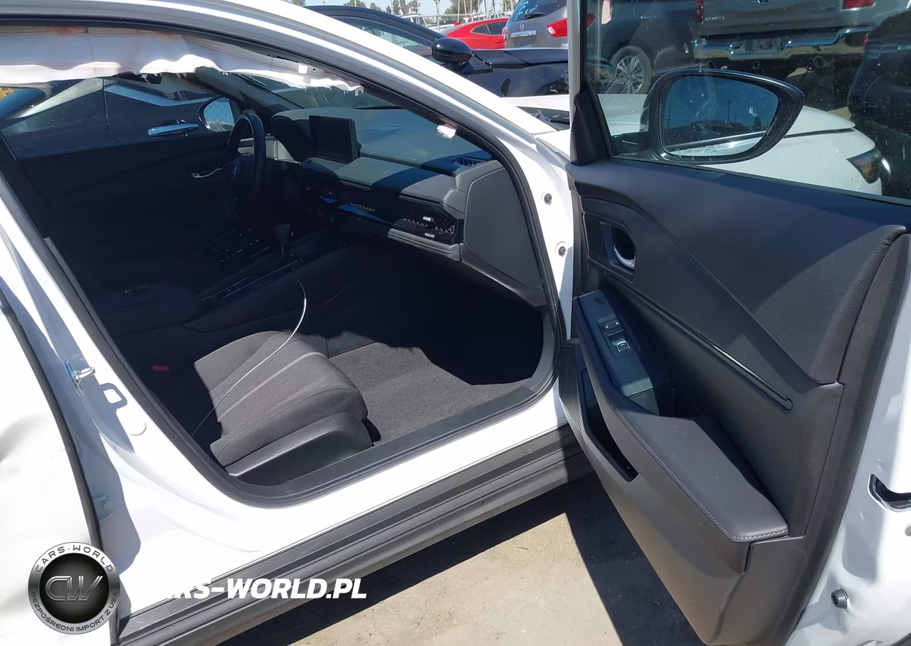 2026 Honda Accord Hybrid Sport VIN:1HGCY2F55TA007885 - 5
