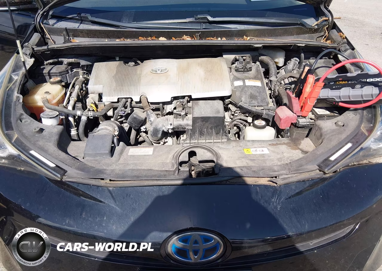 2017 Toyota Prius Three VIN:JTDKARFU6H3532867 - 10
