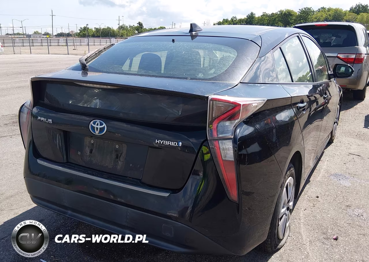 2017 Toyota Prius Three VIN:JTDKARFU6H3532867 - 4