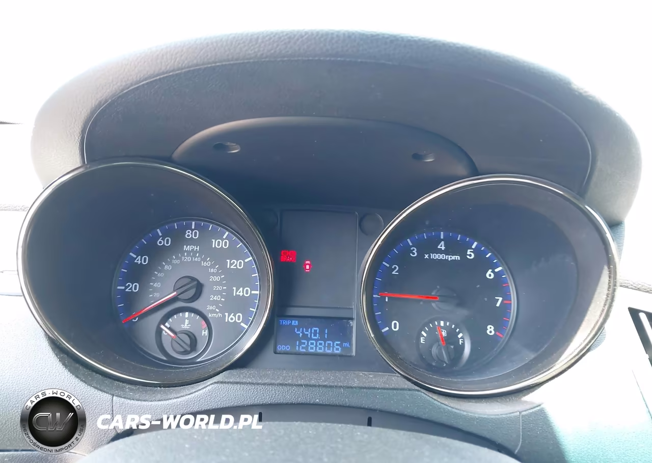2011 Hyundai Genesis 2.0T R-Spec VIN:KMHHT6KDXBU054345 - 7