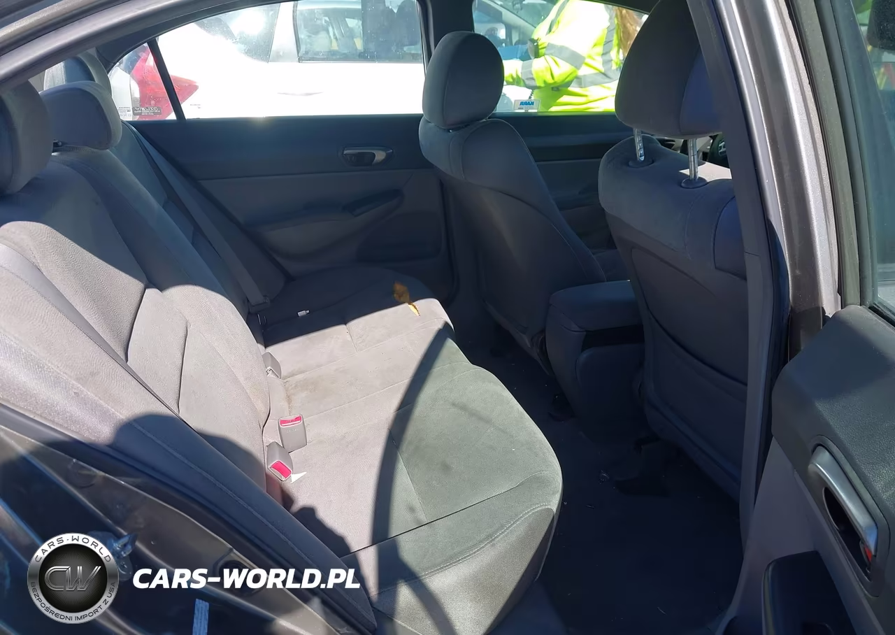 2007 Honda Civic Lx VIN:2HGFA16547H506969 - 8