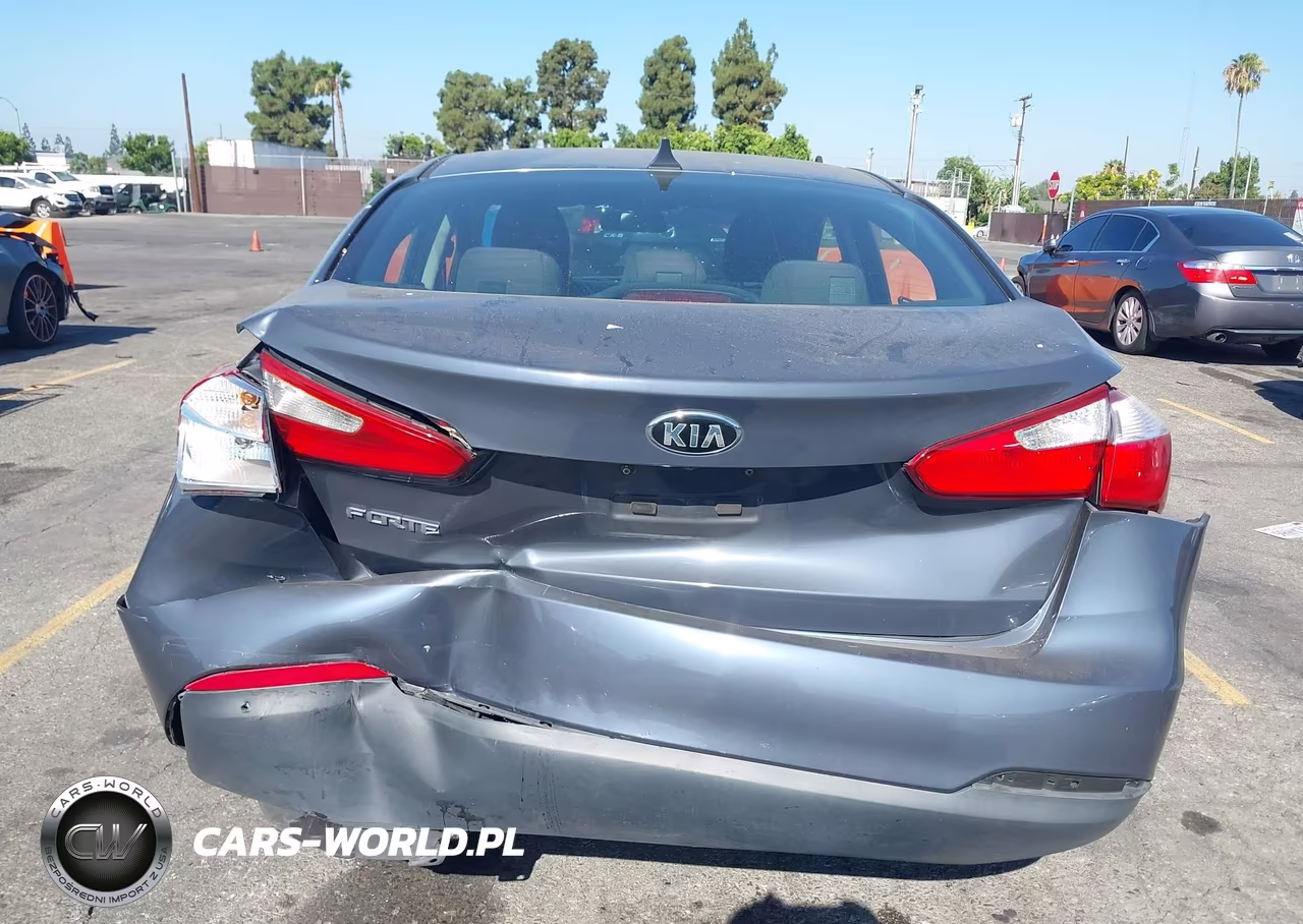 2016 Kia Forte Lx VIN:KNAFX4A69G5590256 - 6