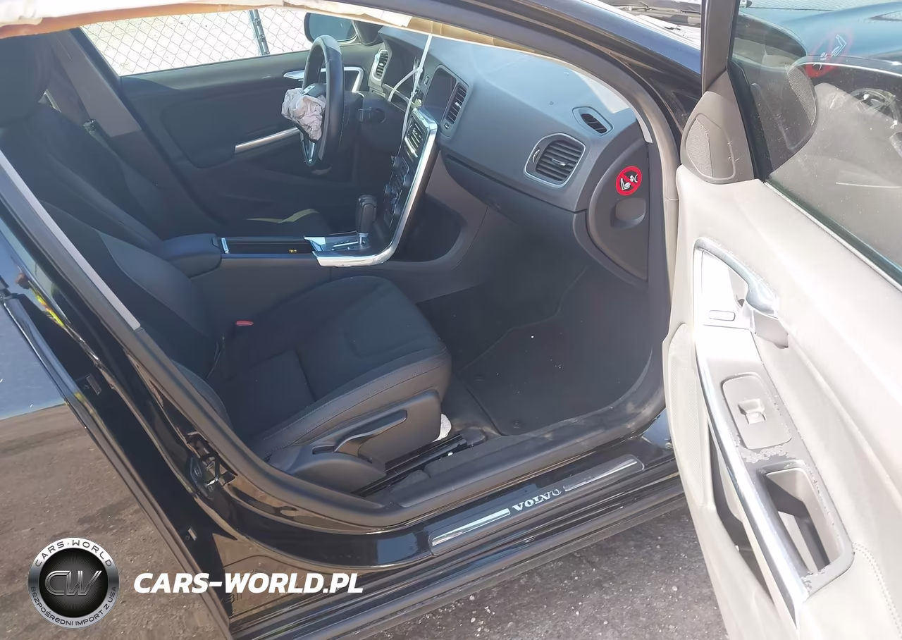 2012 Volvo S60 T5 VIN:YV1622FS0C2117444 - 5