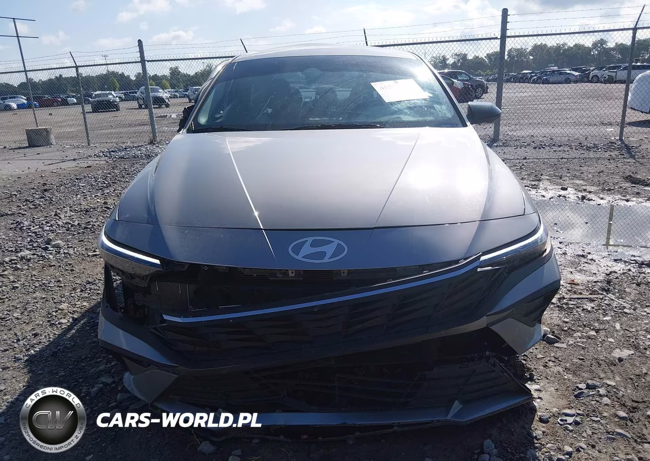 2025 Hyundai Elantra Sel Sport VIN:KMHLM4DGXSU080592 - 12