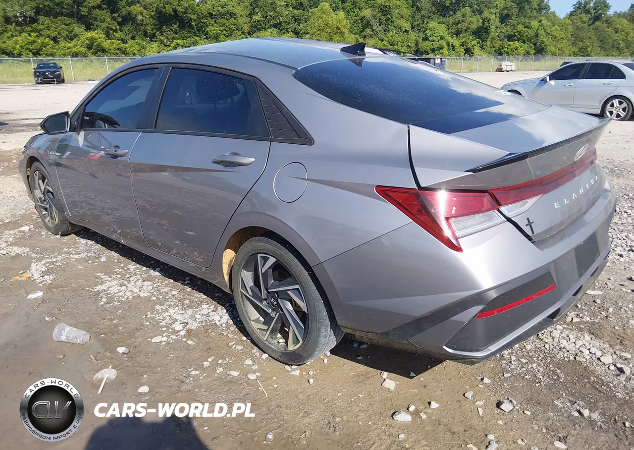 2025 Hyundai Elantra Sel Sport VIN:KMHLM4DGXSU080592 - 3