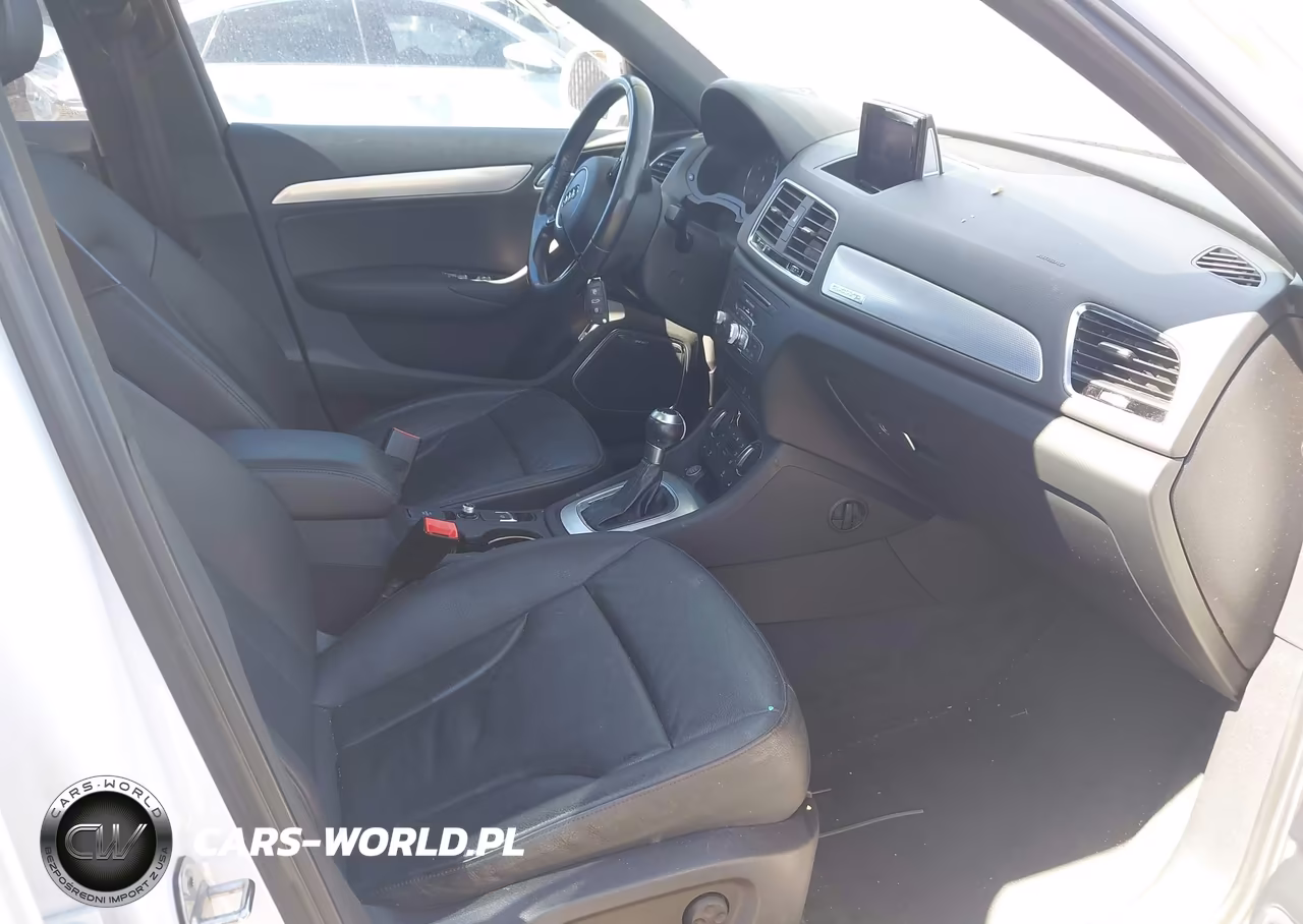 2017 Audi Q3 2.0T Premium VIN:WA1GCCFSXHR014876 - 5