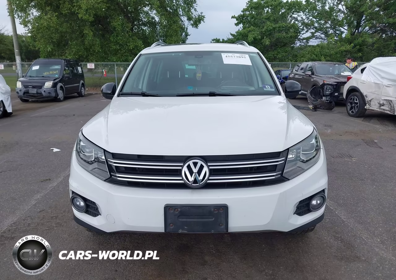 2017 Volkswagen Tiguan 2.0T Sport VIN:WVGUV7AX2HK007664 - 12