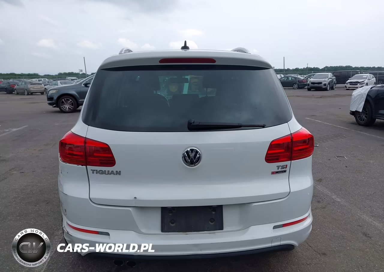 2017 Volkswagen Tiguan 2.0T Sport VIN:WVGUV7AX2HK007664 - 16