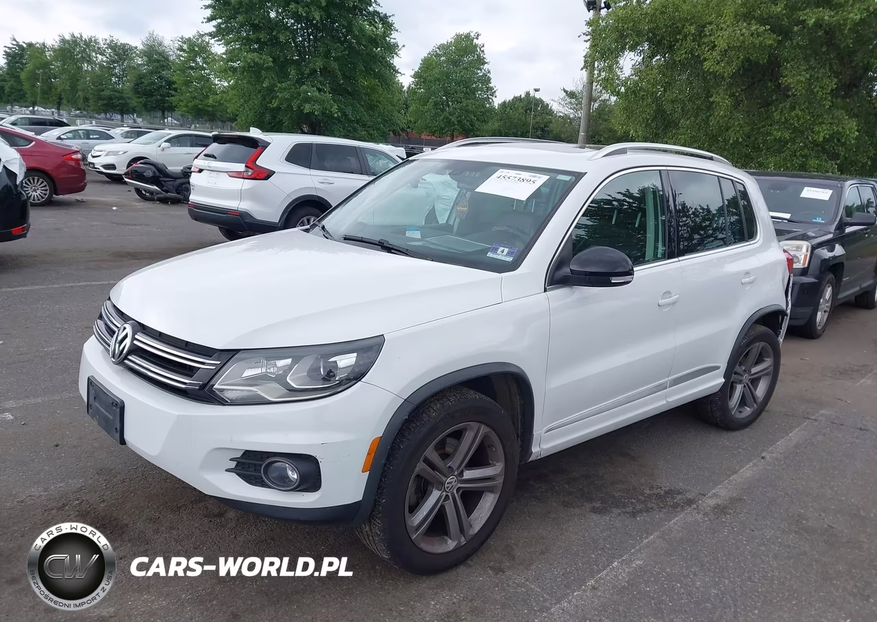 2017 Volkswagen Tiguan 2.0T Sport VIN:WVGUV7AX2HK007664 - 2
