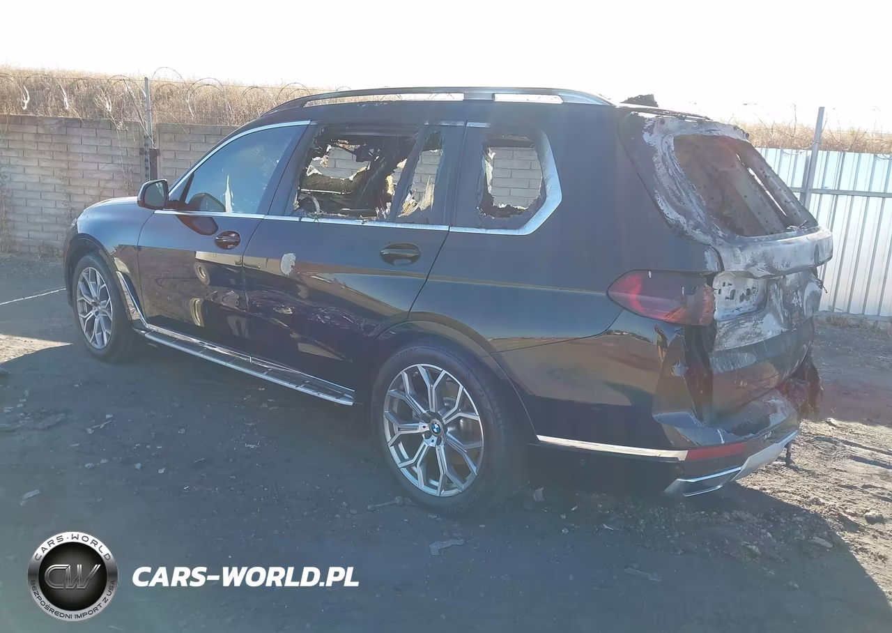 2021 BMW X7 xDrive40I VIN:5UXCW2C01M9G78567 - 3