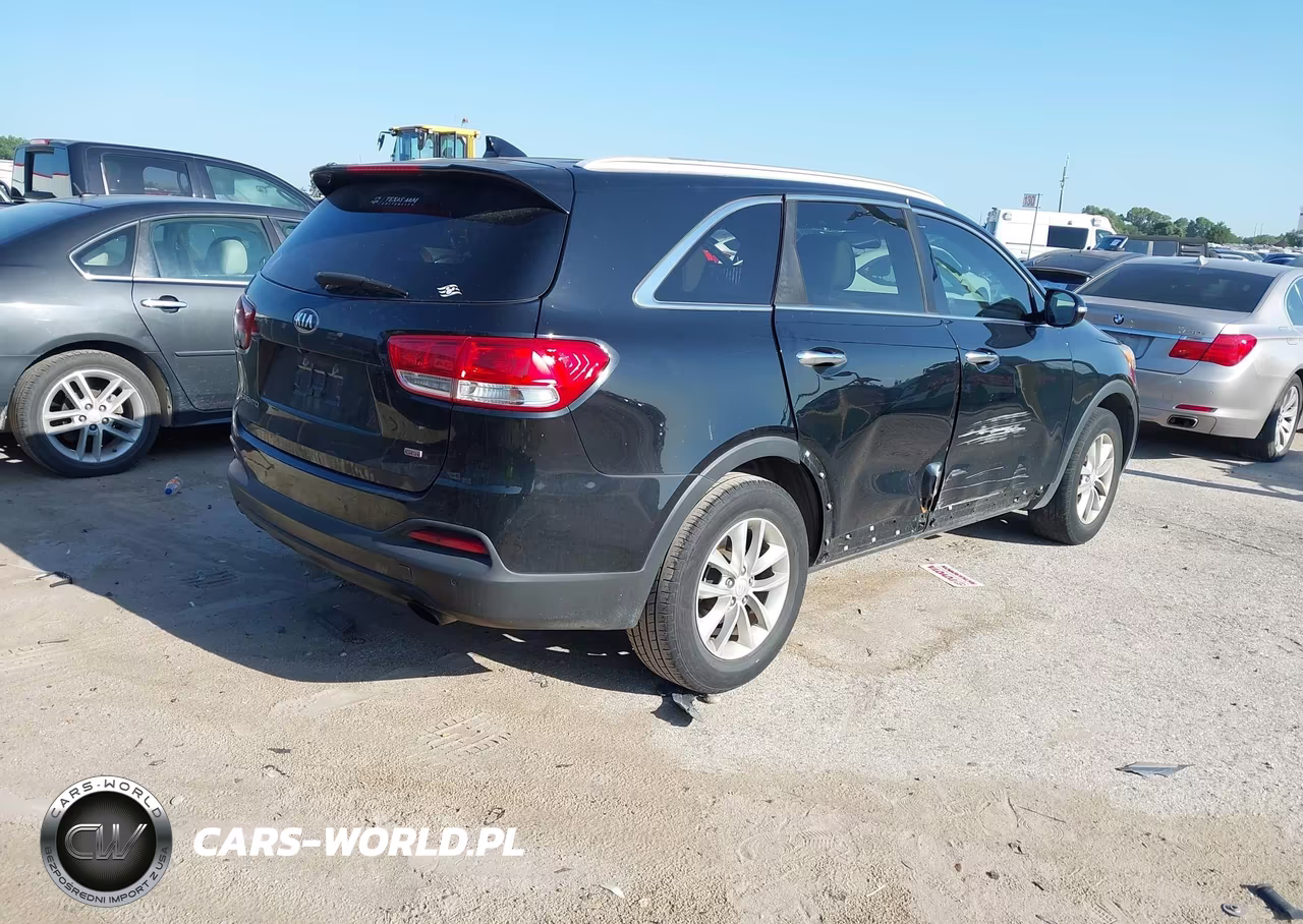 2016 Kia Sorento 2.4L Lx VIN:5XYPG4A32GG100812 - 4