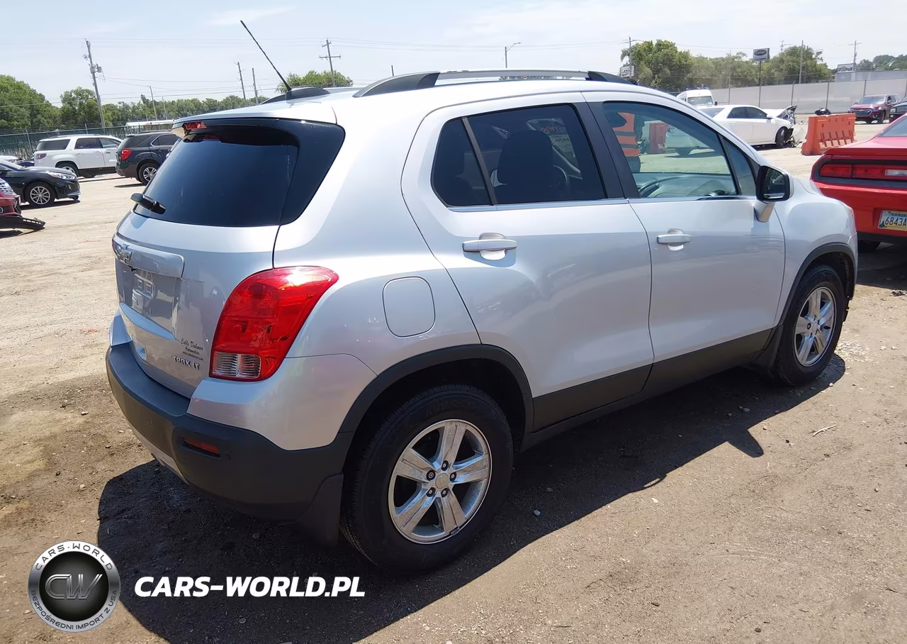2015 Chevrolet Trax Lt VIN:3GNCJLSB3FL243315 - 4