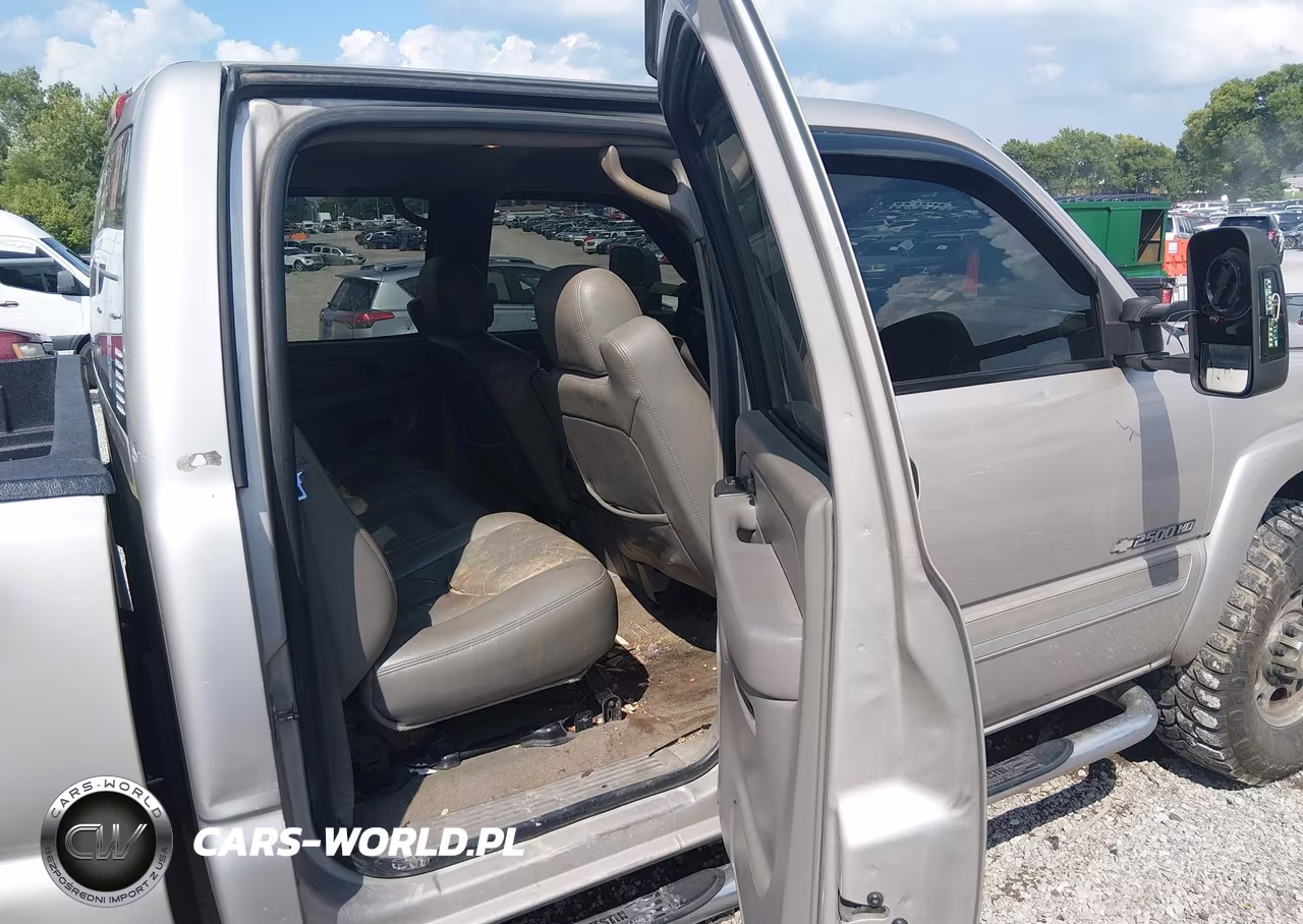 2006 Chevrolet Silverado 2500Hd Lt1 VIN:1GCHK23UX6F243716 - 8